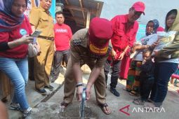 Pemkab Cianjur berikan sambungan air bersih gratis untuk 1.665 warga