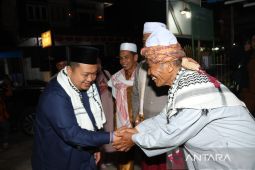 Bupati Tapsel ajak masyarakat untuk tetap berbaik sangka, hindari sikap Abu Jahal