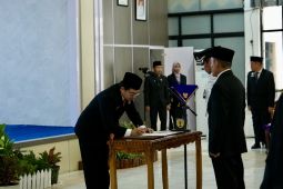 Bupati Hulu Sungai Tengah lantik 60 pejabat birokrasi