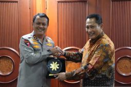 Ungkap mafia beras, Kapolda Banten dapat penghargaan dari Bulog