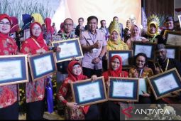 57 Sekolah di Kaltim terima penghargaan  Adiwiyata dari KLHK