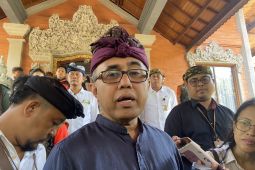 Kota Denpasar buang sampah sementara ke TPA Kelating Tabanan imbas kebakaran Suwung