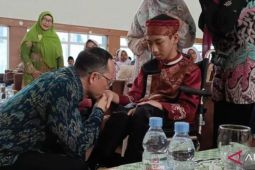 Bupati Bangka Tengah berharap setiap anak terus bersekolah
