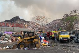 Hilangkan gas metan di TPA Rawakucing, PUPR Tangerang keruk sampah