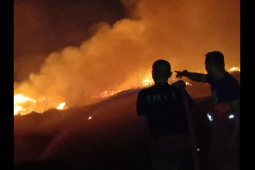 BNPB siapkan helikopter water bombing percepat proses pemadaman TPA Rawa Kucing