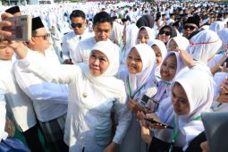 Khofifah minta santri ambil peran cegah perpecahan di Pemilu