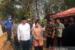Menteri Risma perintahkan perbaikan rumah warga disabilitas intelektual