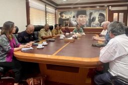 Pemda Bali - Inggris jajaki kerja sama penanganan sampah