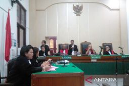 Jaksa tuntut 10 tahun penjara  tiga terdakwa penjual sabu tujuh gram