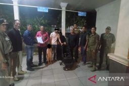 Imigrasi Bali tahan satu keluarga Yordania karena mengemis