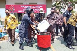 Kejari Tulungagung musnahkan ribuan barang bukti narkoba hasil sitaan