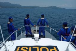 Polairud Polda Maluku pantau Kamtibmas di Perairan Maluku Tengah