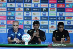 Arema tekankan konsistensi pemain lawan Madura United di Bali
