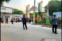 Jelang kedatangan Presiden, area sekitar SMKN 3 Metro mulai disterilkan