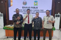 Ketua MS Jantho Dr Muhammad Redha Valevi narasumber diskusi hukum KY
