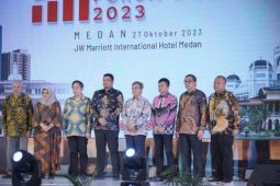 Wali Kota Bobby Nasution beri insentif pajak bagi investor di Kota Medan