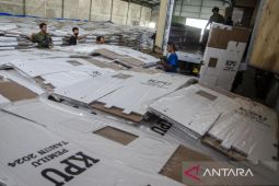 Kotak suara Pemilu 2024 tiba di Kabupaten Bandung