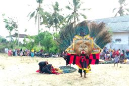 Pemkab Lumajang sosialisasi gempur rokok ilegal lewat seni budaya