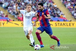 Liga Champions : Jelang hadapi Brest, Flick minta pemain Barcelona belajar dari kesalahan