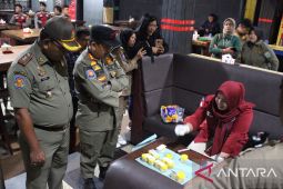Tim gabungan di Belitung razia THM dan panti pijat