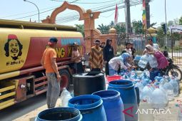 Pertamina EP salurkan 128.000 liter air bersih kepada warga Bekasi