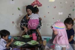 Pola delapan kali makan perlu diterapkan pada balita