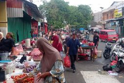 Harga cabai merah di pasar tradisional Lebak Banten capai Rp81 ribu per kilogram