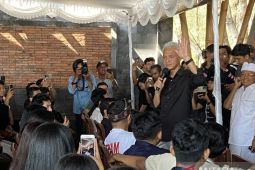 Ganjar ajak kaum muda Bali belajar politik dengan ikut timses
