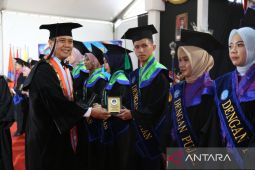 Wisuda Angkatan XXIX, 471 Mahasiswa UBB Raih Gelar Sarjana