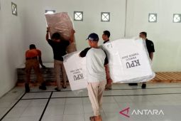 KPU Kota Bengkulu menerima kiriman 3.940 bilik suara