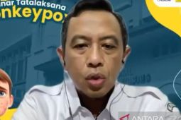 Cacar monyet bisa menular melalui percikan ludah