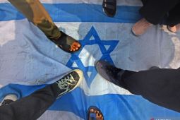 Israel tutup kedutaan di seluruh dunia   setelah serang Iran