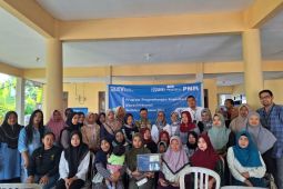 PNM gelar klasterisasi budi daya tanaman hias media hidroponik