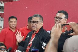 Hasto tegaskan baliho habis dicabut langsung muncul spirit lewat olahraga