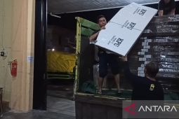 2.824 bilik suara Pemilu tiba di Singkawang Kalbar