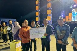 BPJAMSOSTEK Maluku serahkan santunan kematian ke ahli waris di Maluku Tengah