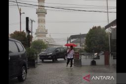 BMKG minta masyarakat Kalteng waspada potensi hujan lebat disertai petir sepekan ke depan