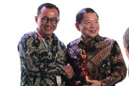 Program 'Electrifying Agriculture" PLN raih Indonesia's SDGs Award 2023