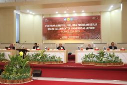 Lima bakal calon Rektor Unej paparkan visi misi dan program kerja