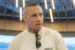 Radja Nainggolan mungkin pilih Timnas Indonesia jika didekati sejak muda