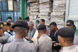Polda Maluku lakukan pengamanan distribusi logisitik ke enam daerah