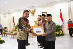 Kota Ambon  terima insentif fiskal atas kinerja penghapusan kemiskinan