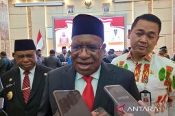 Wamendagri minta Pemda di Papua Barat tuntaskan hibah Pilkada