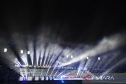Pembukaan Piala Dunia U-17 di Stadion Gelora Bung Tomo berlangsung meriah