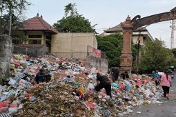 Luhut akui atasi sampah di Bali jadi pekerjaan tersulit