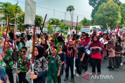 Ribuan warga Rejang Lebong ikuti karnaval peringatan Hari Pahlawan