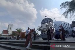 Masjid Kubah Timah lambang kerukunan umat beragama Babel