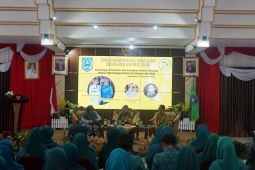 Hj Rusnawati: Penyuluhan hukum upaya cegah KDRT dan lindungi anak-anak