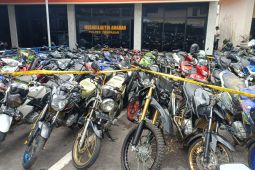 Polisi tindak 120 sepeda motor diduga balap liar di kawasan Serangan-Denpasar