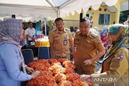 Pemkot Bogor ajak BUMD subsidi cabai saat gelar pasar murah